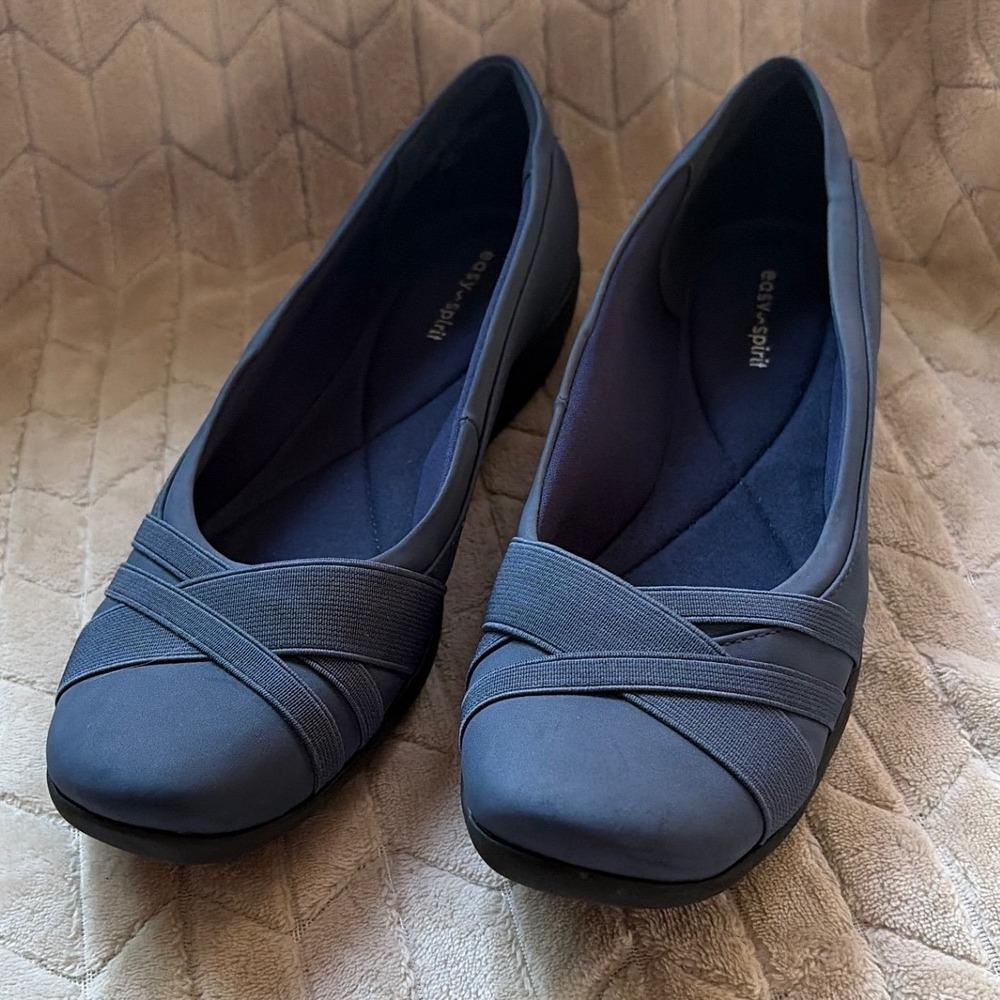 Easy Spirit Seacasia3 Navy Blue Wedge Pumps Crisscross Straps 11M SEACASIA3